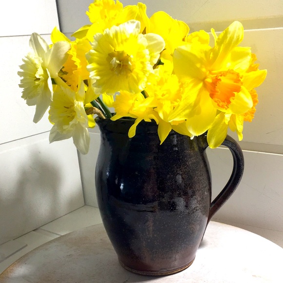 Vintage handcrafted pottery milk water pitcher - Picture 2 of 10